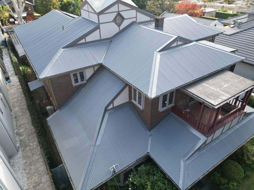 Our Sydney-based expert roofers offer roof & gutter repair, restoration, & installation services. Get a free quote for efficient & reliable roofing solutions. Call us!